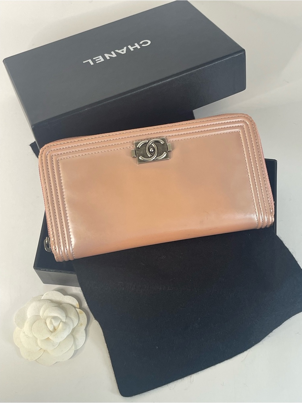 Chanel Boy Wallet - Picture 16 of 16